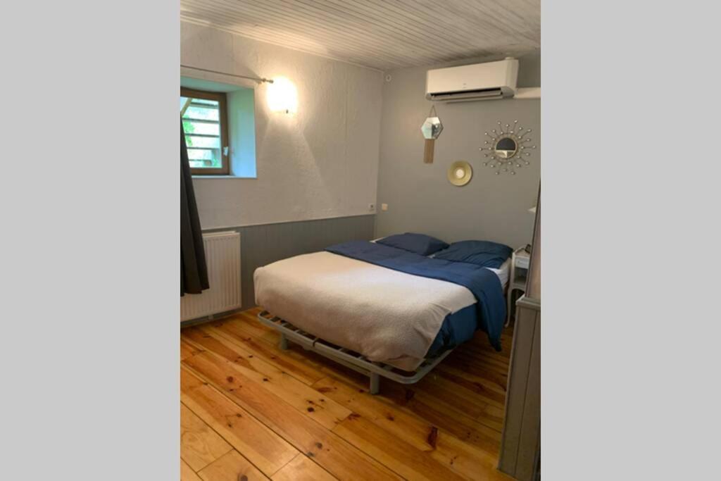 Le De La Vallee Du Douctouyre Apartment *